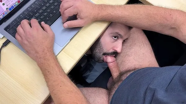 Nicks Charm – Visiting Dad at Work